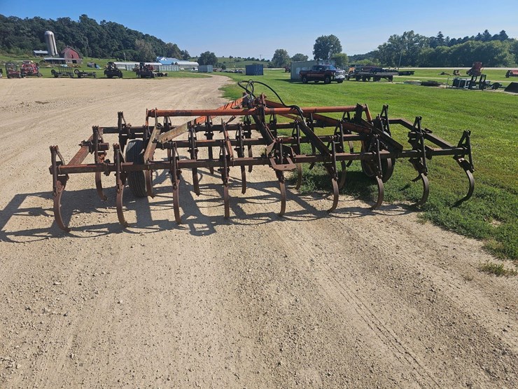 case-field-cultivator-image-3