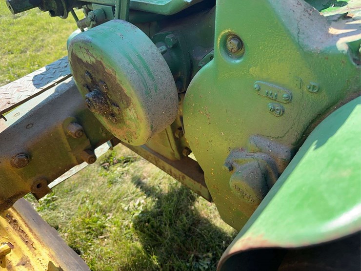 john-deere-70-image-33