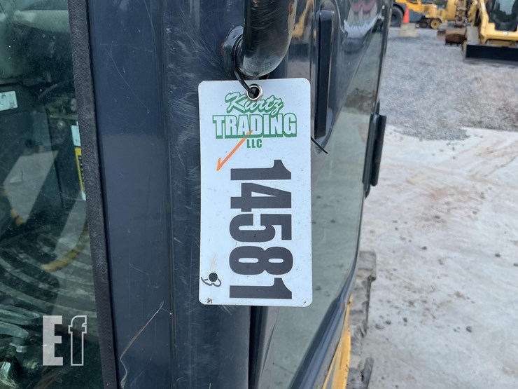 2022-deere-50g-image-21
