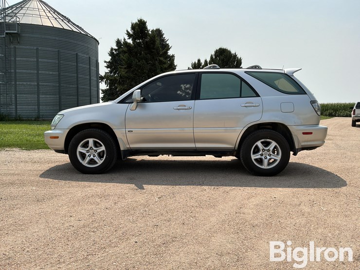 2001-lexus-rx300-image-8