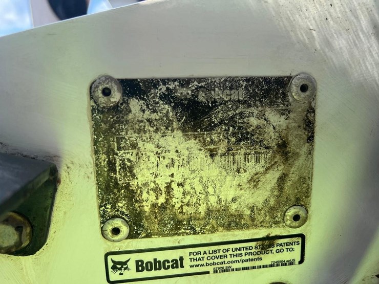 2015-bobcat-t770-image-16