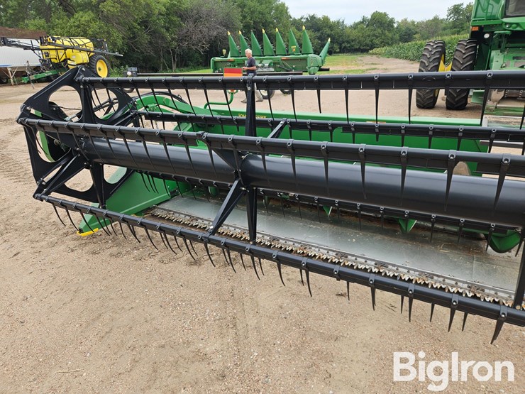 2009-john-deere-625f-image-10