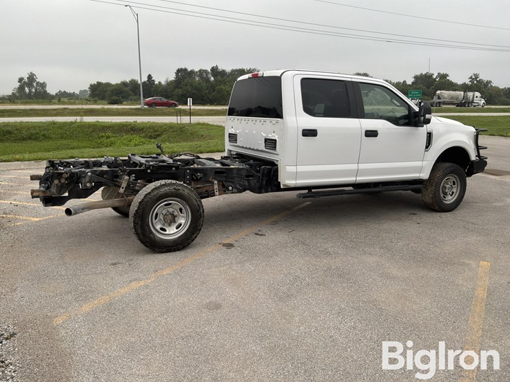 2019-ford-f350-xl-image-5