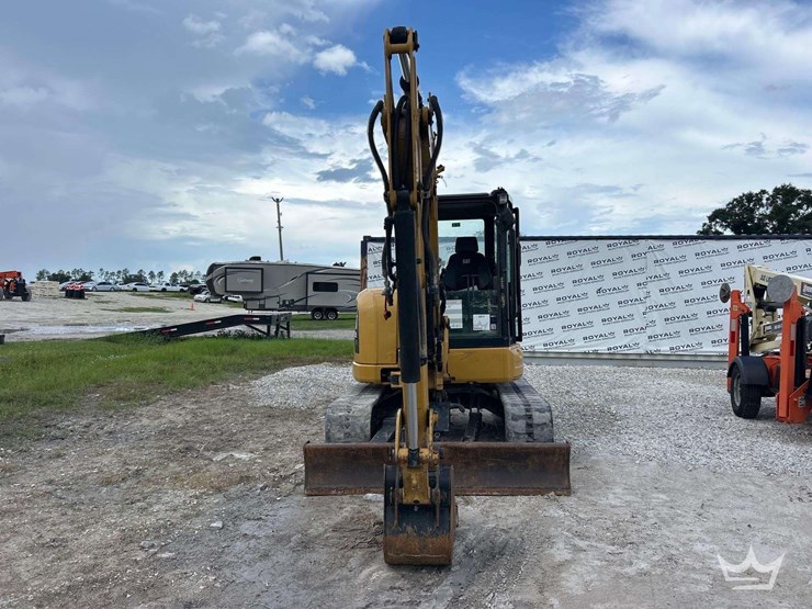 2018-caterpillar-305.5e2-image-13