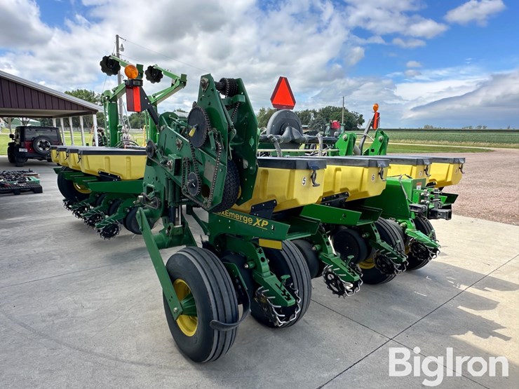 2009-john-deere-1770nt-image-7