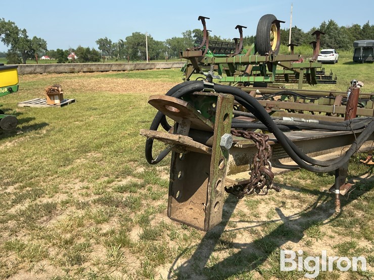 john-deere-26-image-9