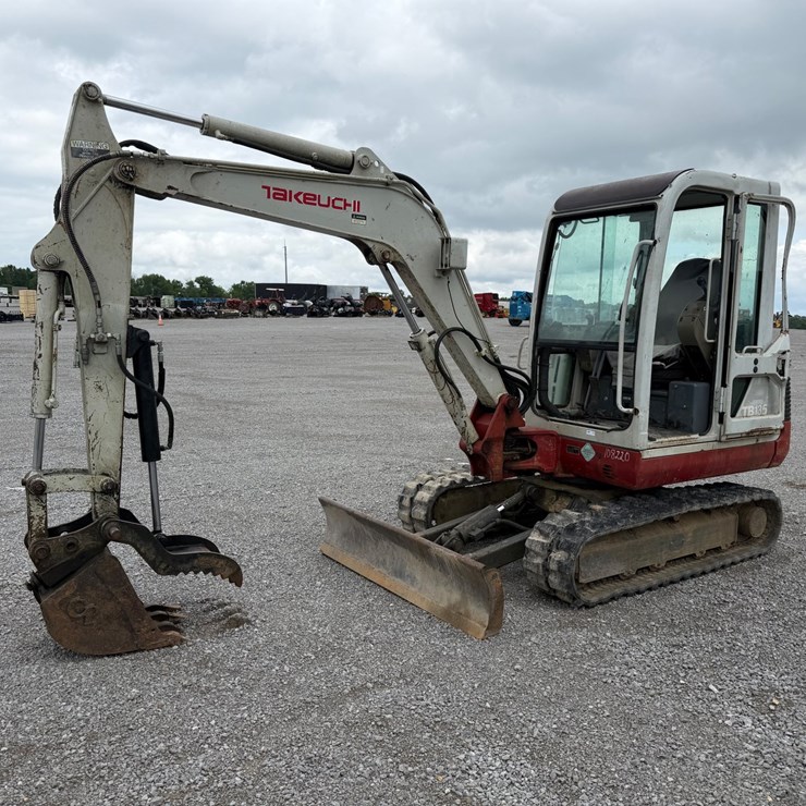 2007 TAKEUCHI TB135