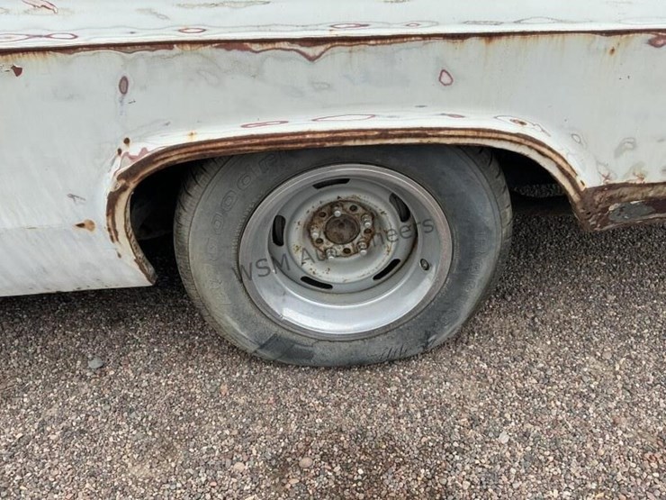 1965-chevrolet-impala-sdn-image-8