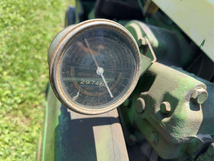 john-deere-70-image-37