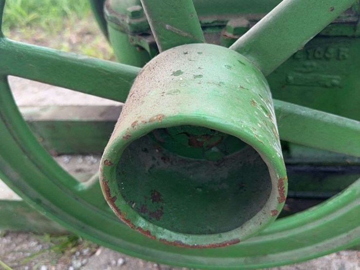 john-deere-112-image-17