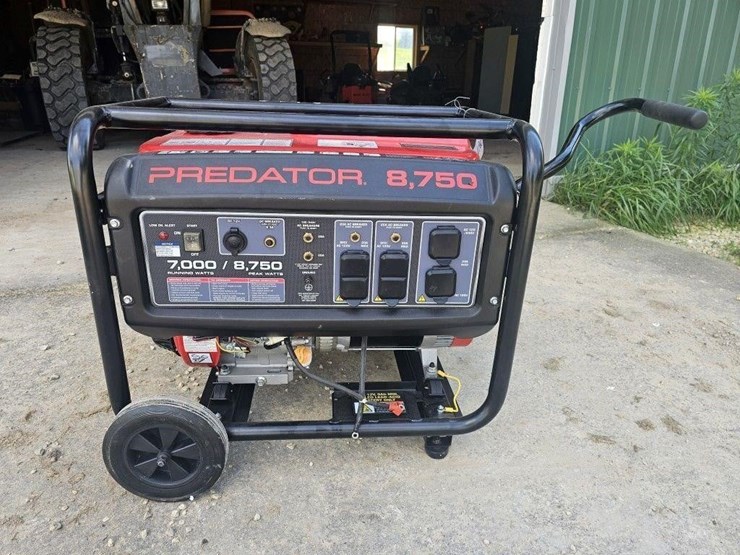predator-8750-generator-image-1
