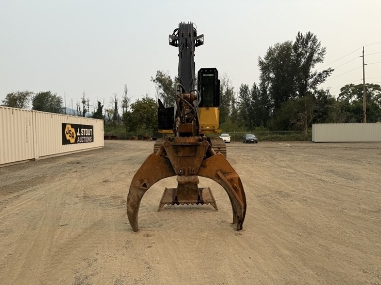 2013-caterpillar-568-image-8