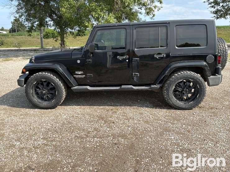 2010-jeep-wrangler-image-8