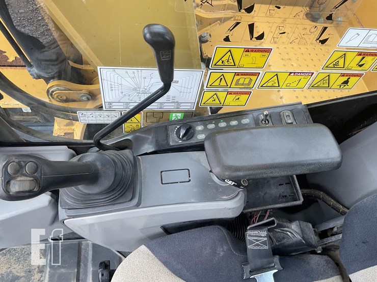 2019-caterpillar-315f-lcr-image-14