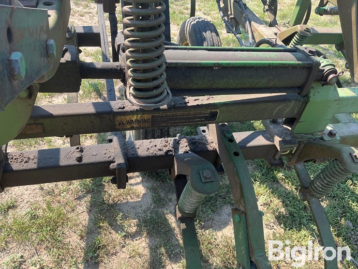 john-deere-26-image-13