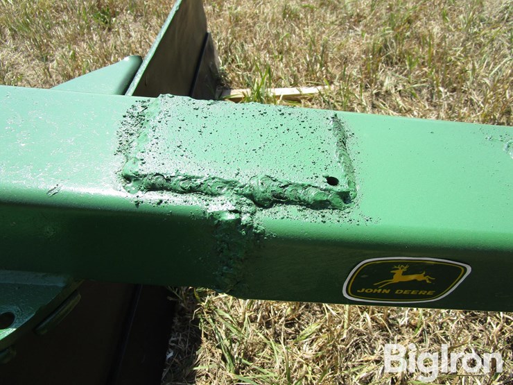 john-deere-8-image-14