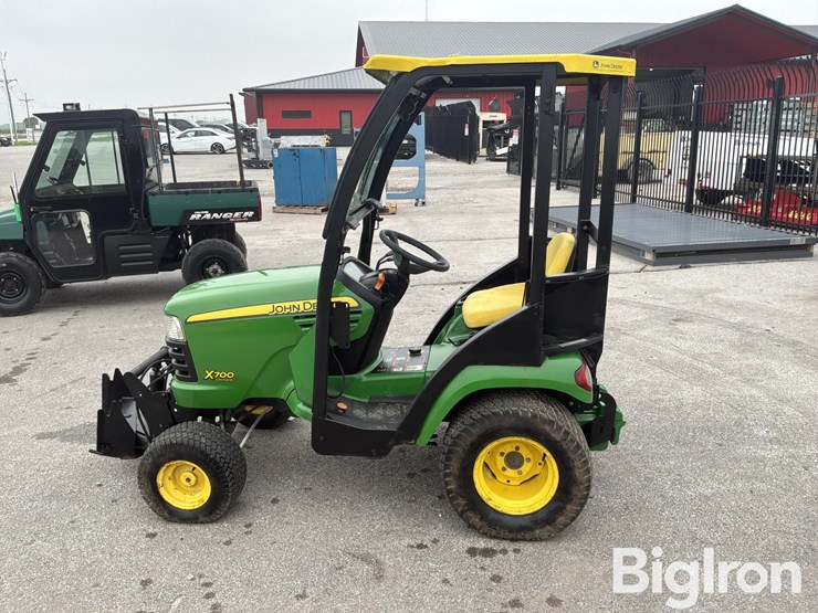 2009-john-deere-x700-image-8