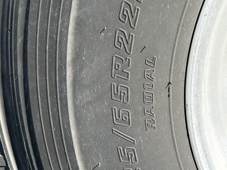 2005-kenworth-w900-image-39