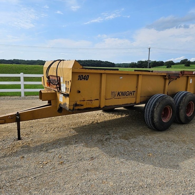 KNIGHT 1040