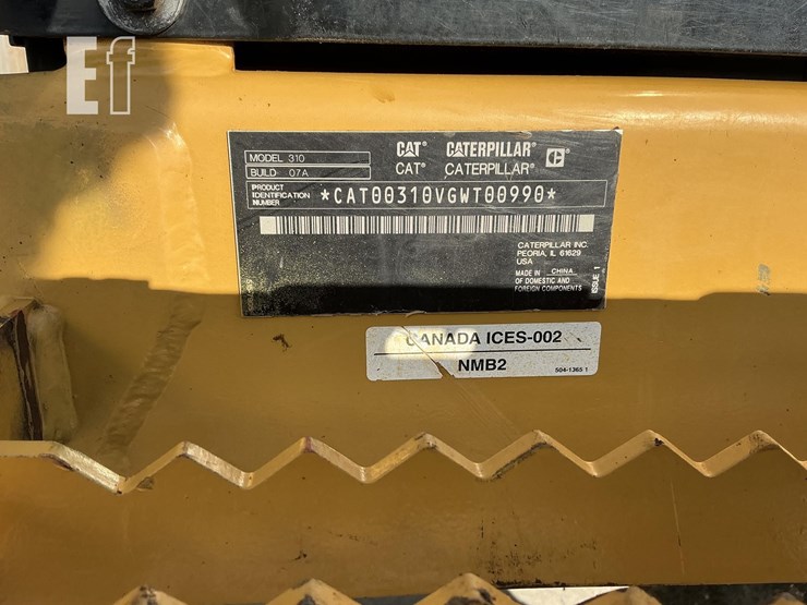 2021-caterpillar-310-image-18