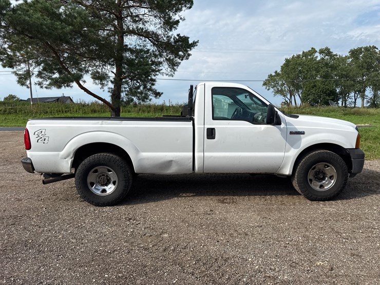 2006-ford-f350-image-6