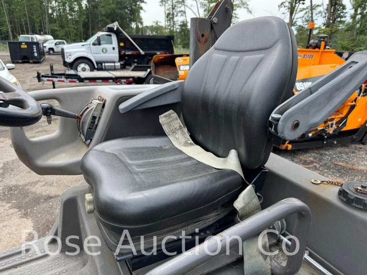 2014-volvo-dd29-image-10