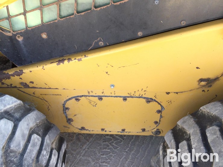 2009-caterpillar-262c-image-12