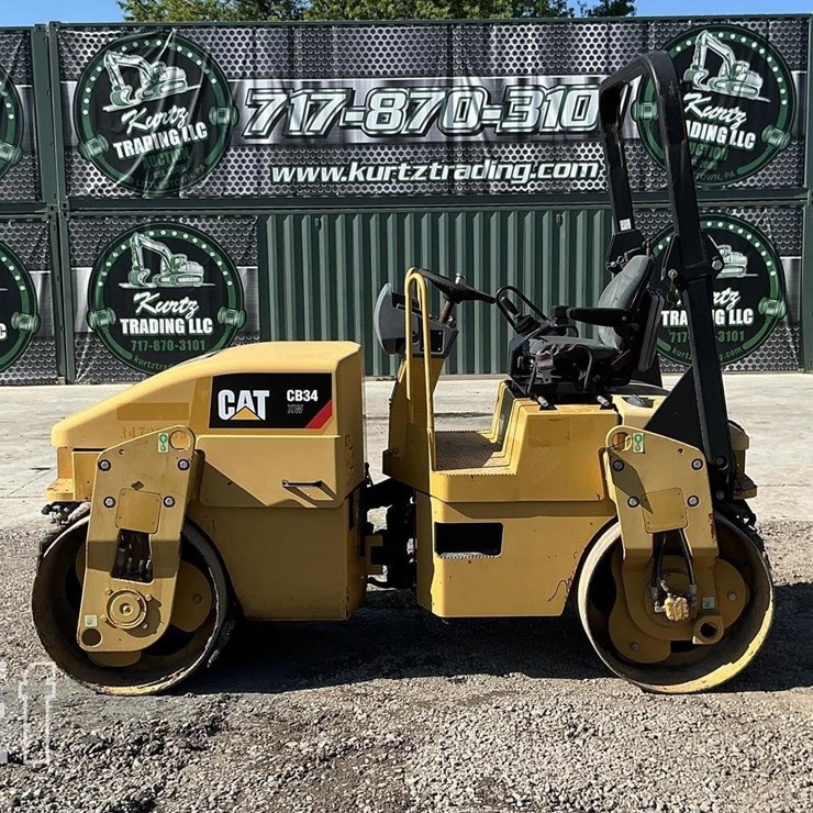 2010 CATERPILLAR CB34XW