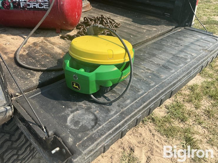 john-deere-7000-image-5