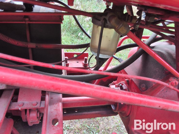 massey-ferguson-33-image-17