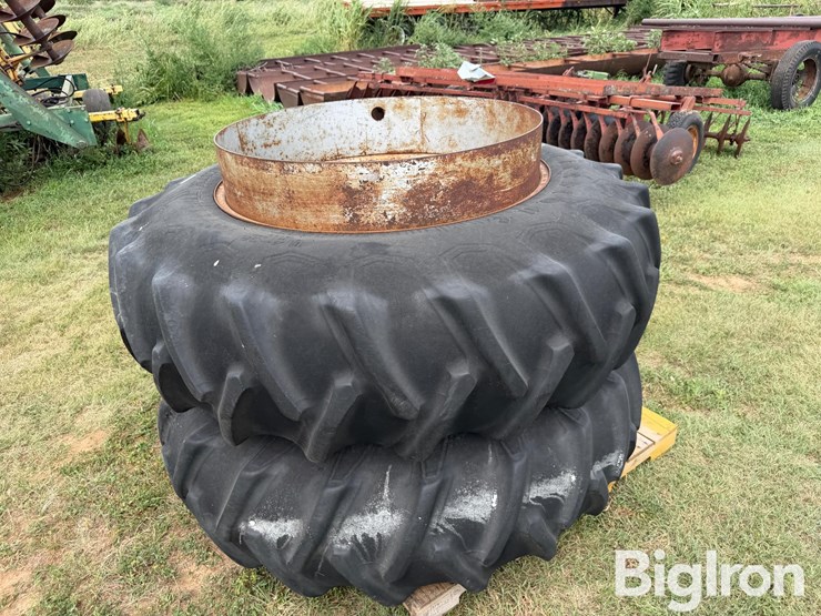 john-deere-4320-image-8