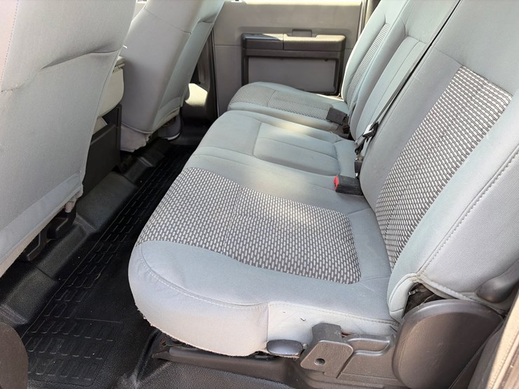 2012-ford-f550-image-14