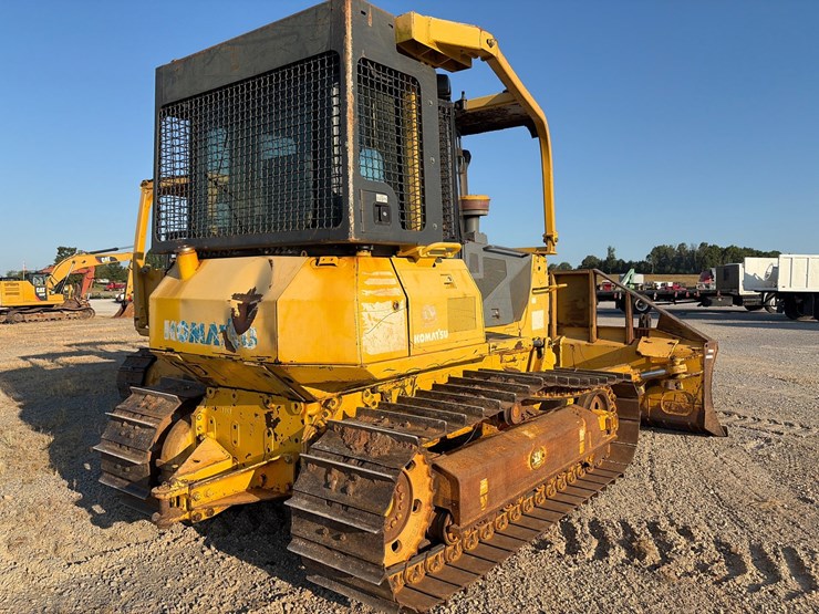 komatsu-d41e-6-image-10