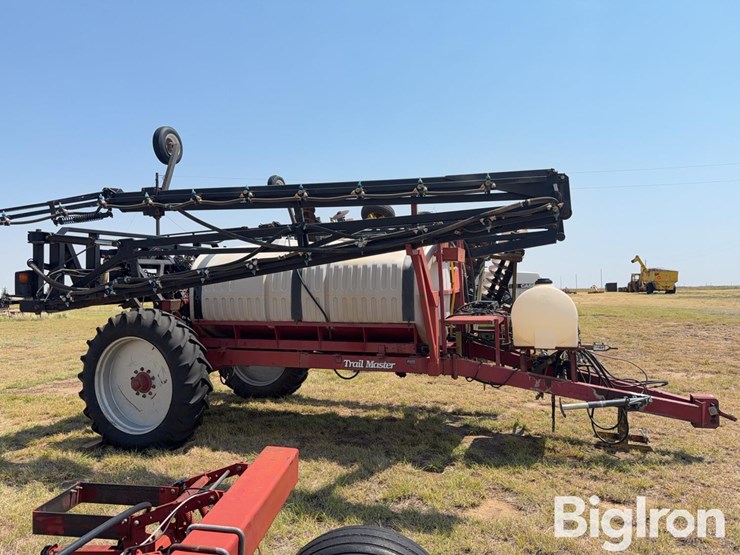 trail-master-90’-pull-type-sprayer-image-4