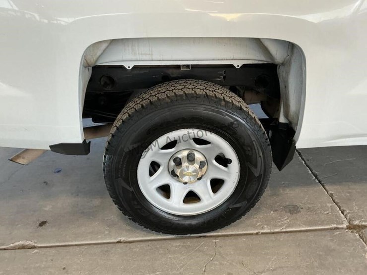 2015-chevrolet-silverado-1500-image-8