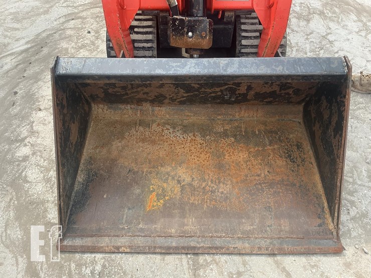 2023-kubota-scl1000-image-11