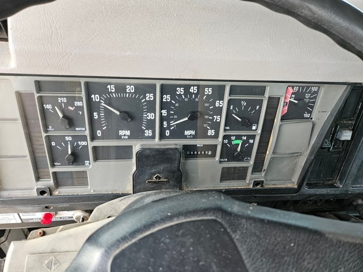 2000-international-4800-image-74