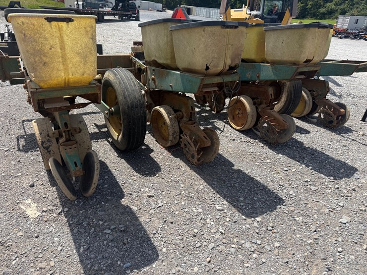 john-deere-7000-image-4