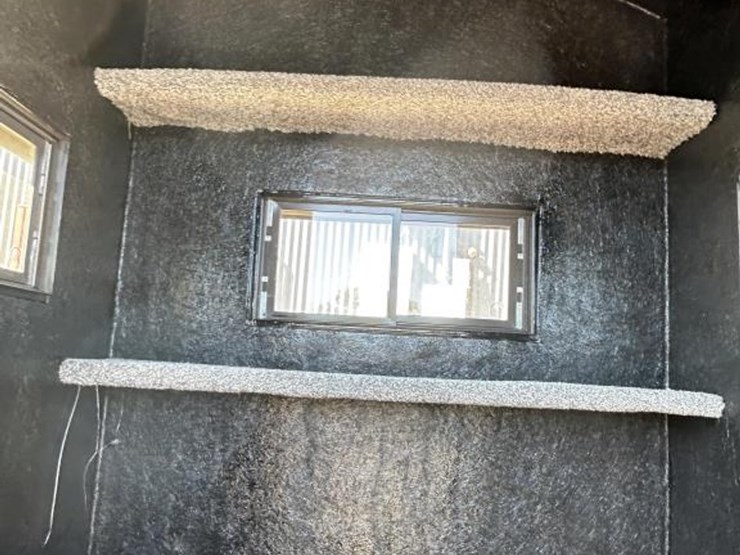 #38-•-t-box-blinds-4x4-blind-w/-4x4x5-tower-image-5