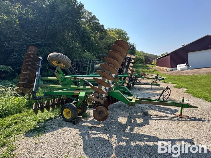 john-deere-630-image-4