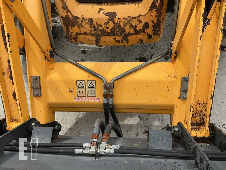 2016-jcb-3cx14-image-10