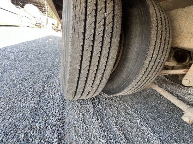 1995-gem-state-tri-axle-equipment-trailer-image-9