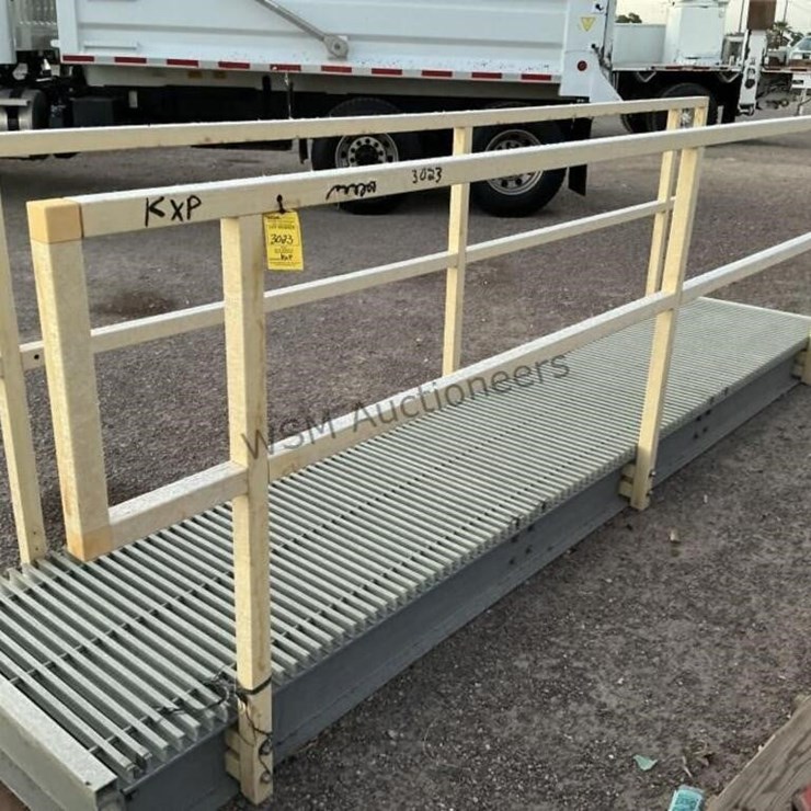 COMPOSITE CATWALK