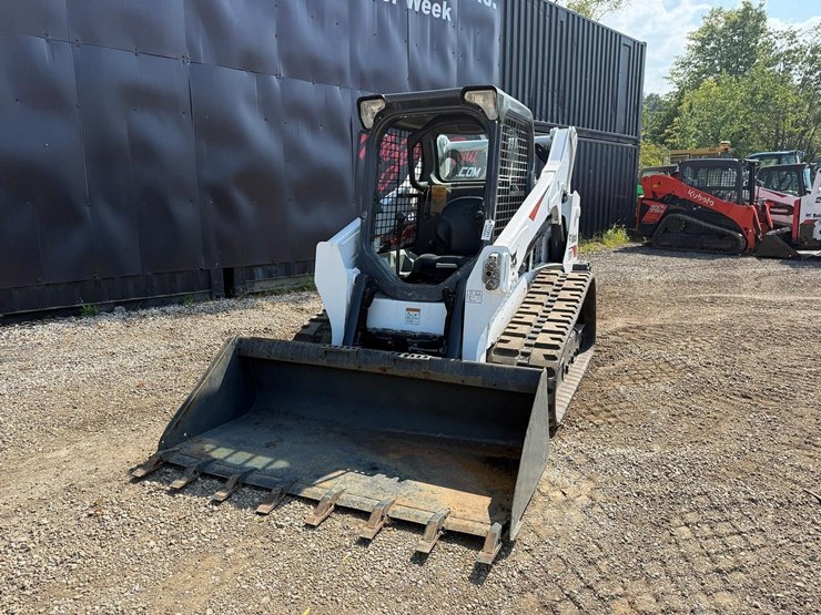 2019-bobcat-t595-image-8