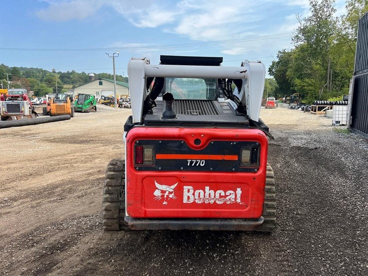 2019-bobcat-t770-image-5