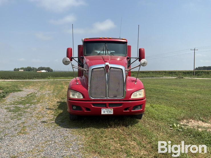 2010-kenworth-t600-image-2