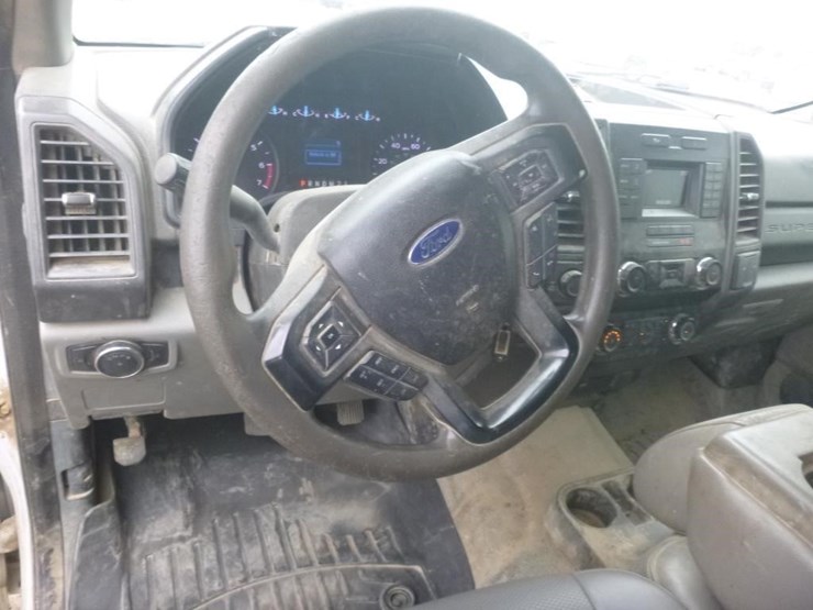 2019-ford-f350-image-14