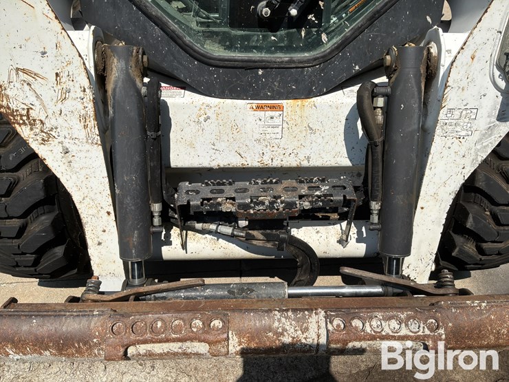2017-bobcat-s550-image-12