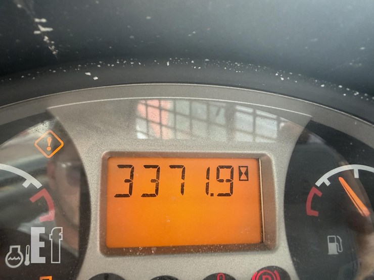 2018-bobcat-s650-image-15