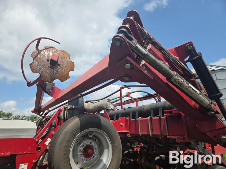 2011-case-ih-1240-image-18